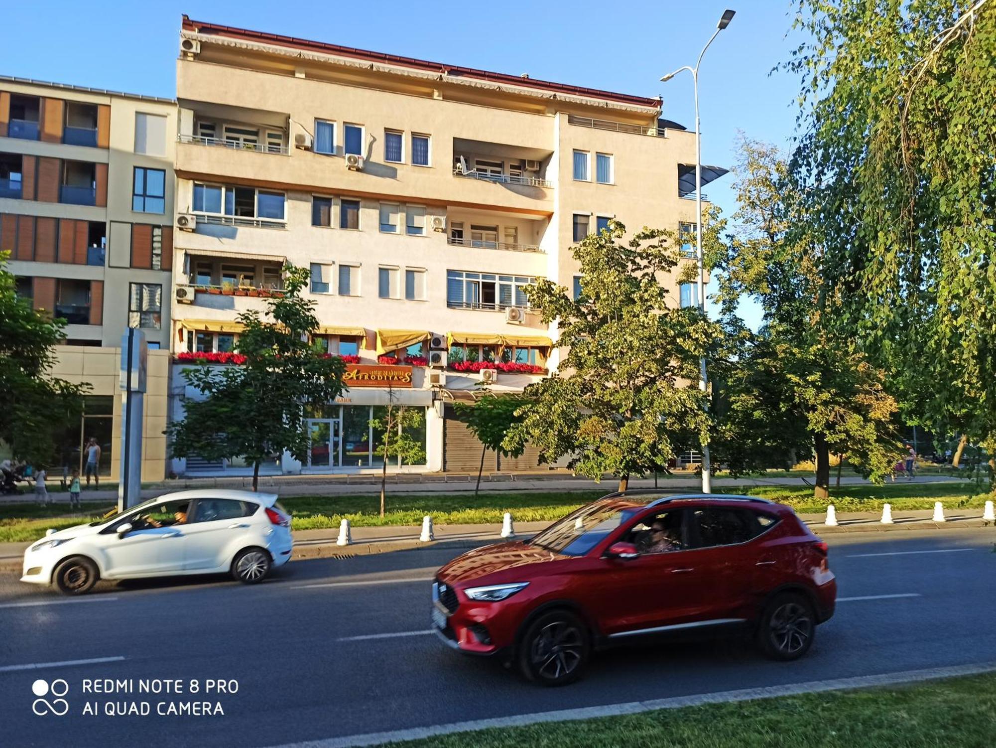 Panimis Apartment Skopje Bagian luar foto